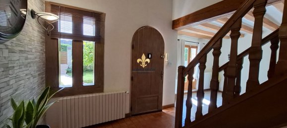 3 bedrooms House in Coye-la-Foret, France No. 362637 4
