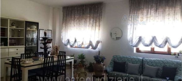 Квартира с 5 комнатами в Кальяри, Италия № 211185 5