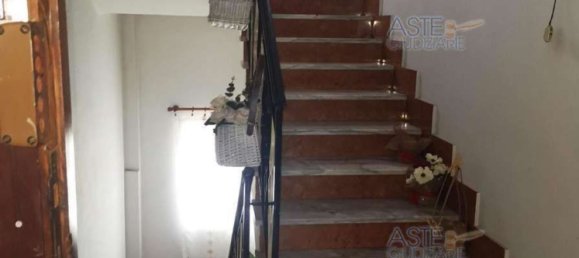 Квартира с 5 комнатами в Кальяри, Италия № 211185 23