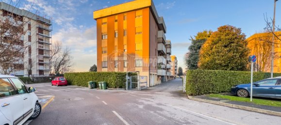 1 غرف نوم شقة في Tavazzano con Villavesco, Italy رقم 120149 7