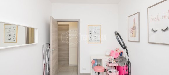 1 غرف نوم شقة في Tavazzano con Villavesco, Italy رقم 120149 15