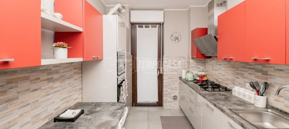 1 غرف نوم شقة في Tavazzano con Villavesco, Italy رقم 120149 4