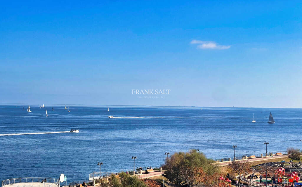 Apartamento de 3 dormitorios en Sliema, Malta No. 3317