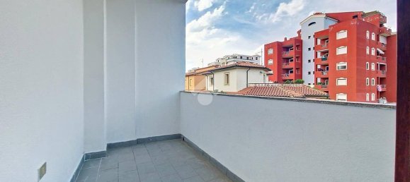 3 bedrooms House in Olbia, Italy No. 350157 16