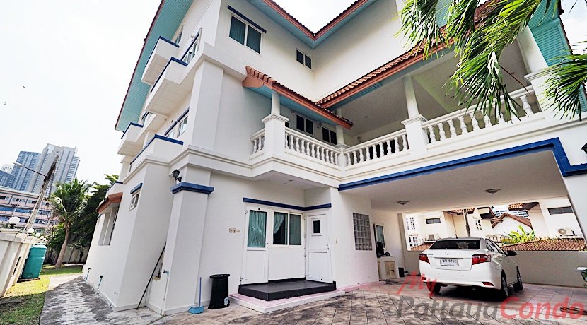 7 chambres Café / restaurant à Pattaya, Thailand No. 3073