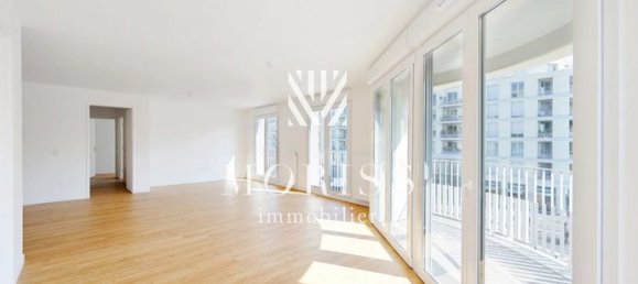 Квартира с 3 спальнями в Сен-Сен-Дени, Франция № 359337 6