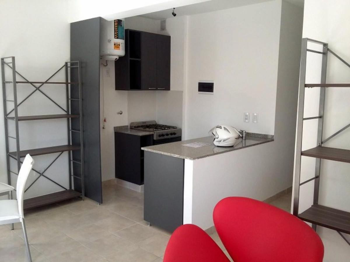 Studio in Tres de Febrero, Argentina, Nr. 12177