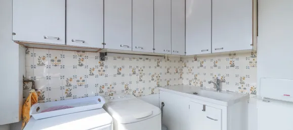 Studio à Paris, France No. 318168 5