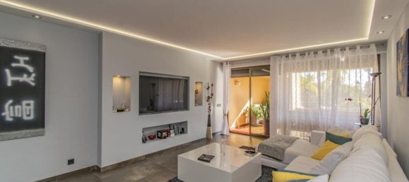 2 chambres Appartement à Estepona, Spain No. 183700 2