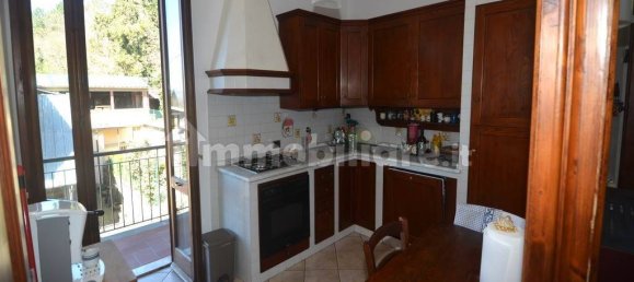 2 bedrooms Apartment in Vaglia, Italy No. 206443 4