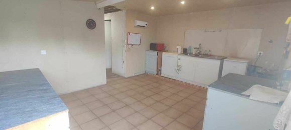 3 bedrooms House in Bruay-sur-l'Escaut, France No. 89807 3