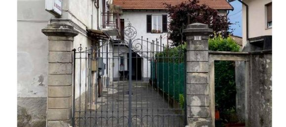 3 bedrooms Apartment in Casatenovo, Italy No. 8079 13