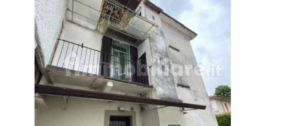 3 bedrooms Apartment in Casatenovo, Italy No. 8079 10
