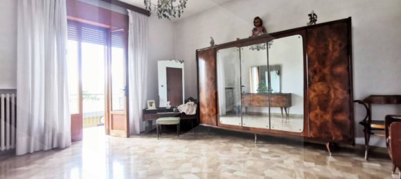 9 rooms Apartment in Vicenza, Italy No. 19259 31