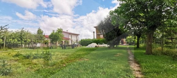 9 rooms Apartment in Vicenza, Italy No. 19259 39