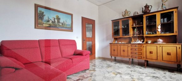 9 rooms Apartment in Vicenza, Italy No. 19259 16
