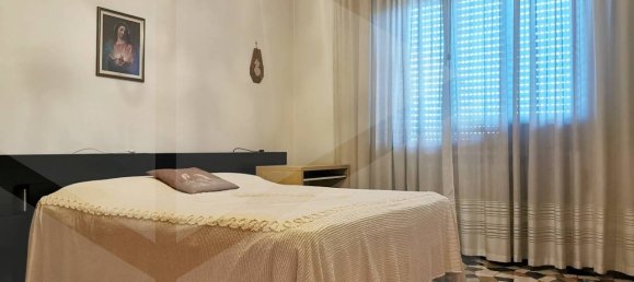 9 rooms Apartment in Vicenza, Italy No. 19259 29