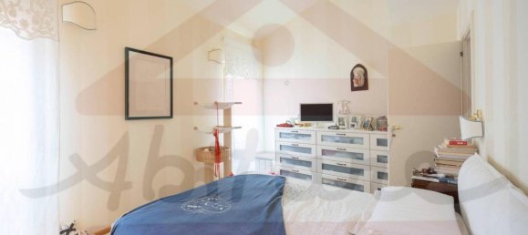5 rooms Apartment in Bologna, Italy No. 37525 14