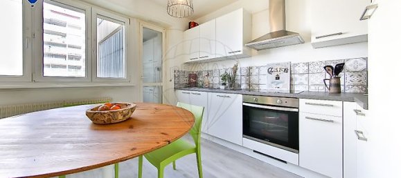 3 chambres Appartement à Mulhouse, France No. 71028 9