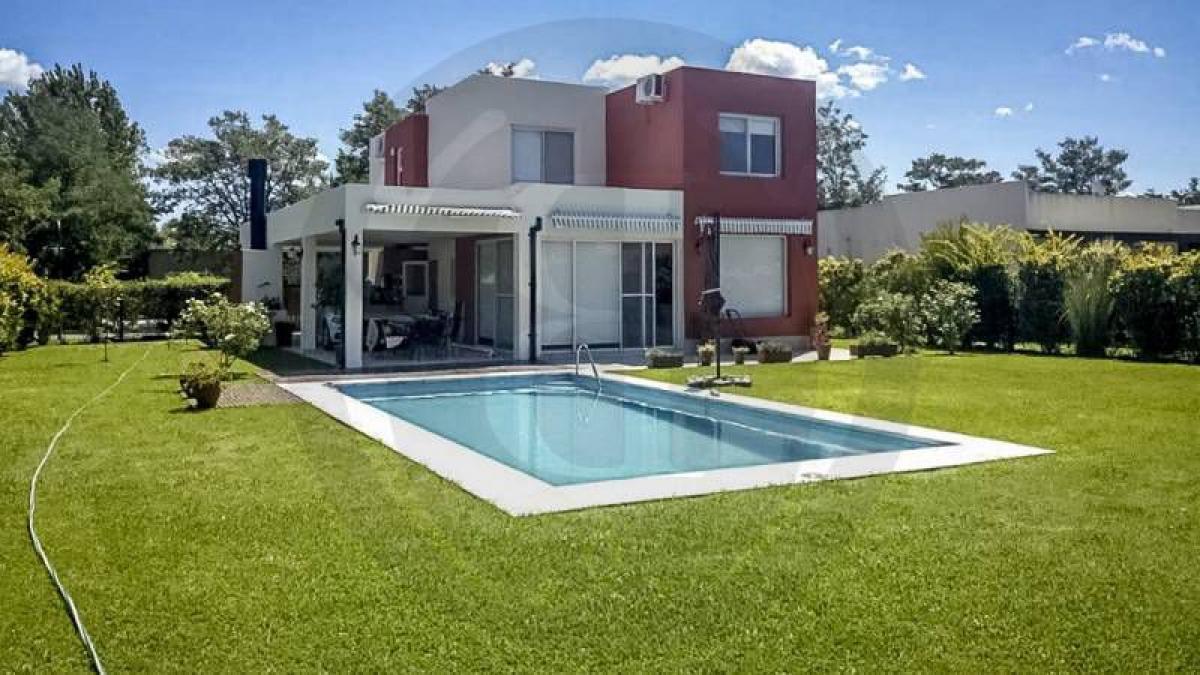 3 Schlafzimmer Haus in Escobar, Argentina, Nr. 59575