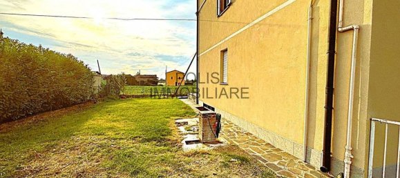 2 Schlafzimmer Wohnung in Novi di Modena, Italy, Nr. 366052 13