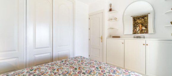 5 chambres Villa à Alameda, Spain No. 167471 26