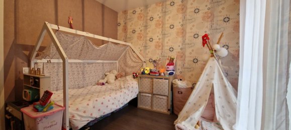 Квартира с 2 спальнями в Шевиньи-Сен-Совёр, Франция № 259849 5