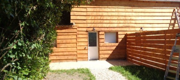 17 rooms Building in Vierzon, France No. 93212 36