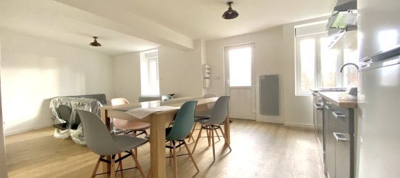 17 rooms Building in Vierzon, France No. 93212 33