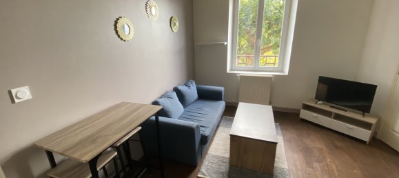 17 rooms Building in Vierzon, France No. 93212 20