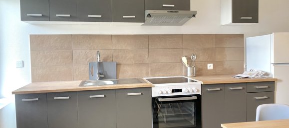 17 rooms Building in Vierzon, France No. 93212 26