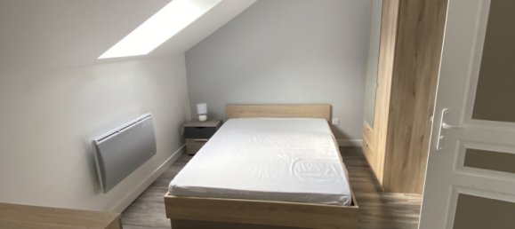 17 rooms Building in Vierzon, France No. 93212 50