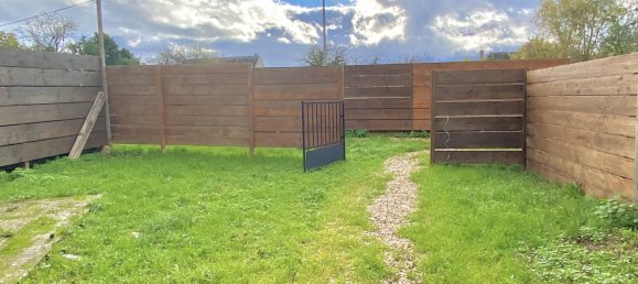 17 rooms Building in Vierzon, France No. 93212 34