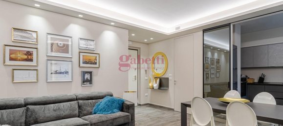 3 rooms Apartment in Lastra a Signa, Italy No. 9460 11