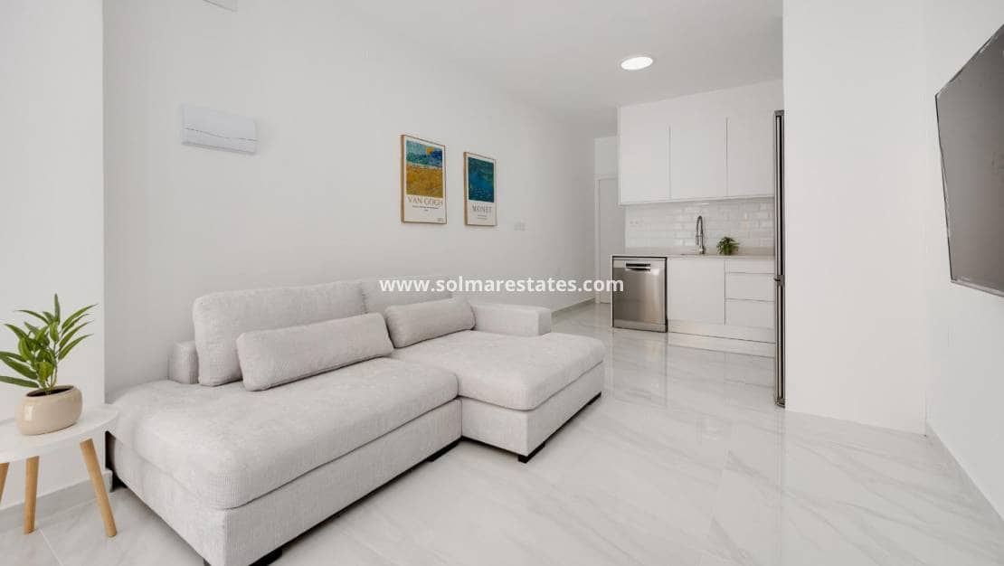 1 bedroom Bungalow in Alicante, Spain No. 263932