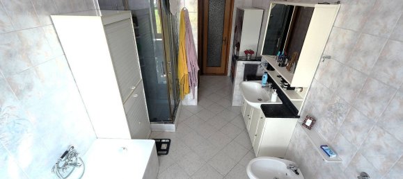 Apartamento de 5 divisões em Orbassano, Italy N.º 289959 14