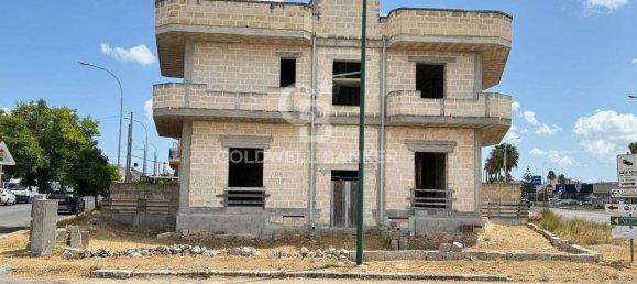 4 Schlafzimmer Haus in Martano, Italy, Nr. 276957 3