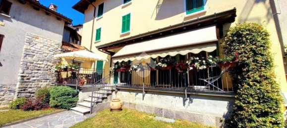 Квартира с 2 спальнями в Кальо, Италия № 237555 2