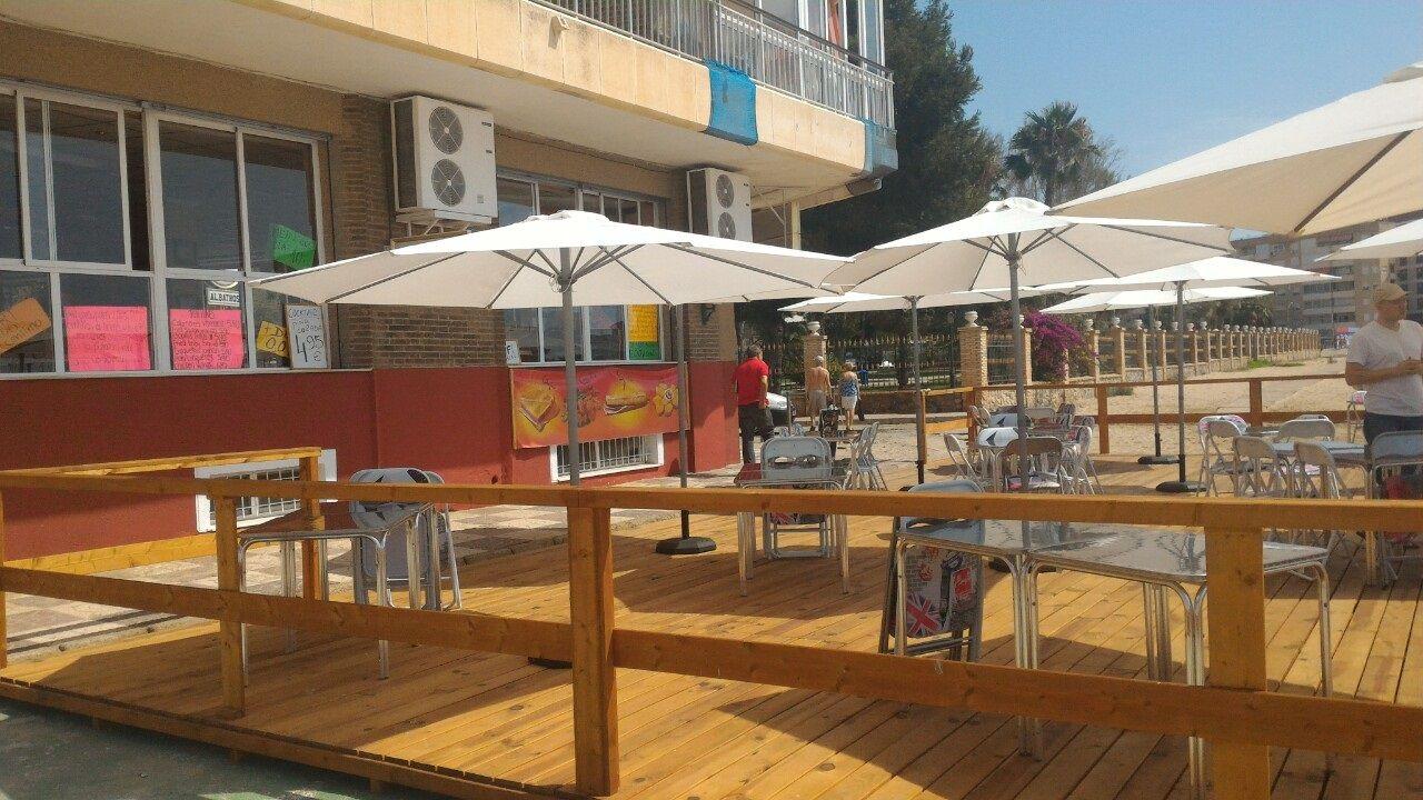 400 m² propiedad comercial en venta en Torrevieja, Alicante, Comunidad Valenciana, Spain № 365370