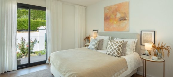 4 bedrooms Villa in Marbella, Spain No. 112794 15