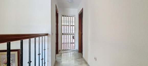 Villa T3 em Rincon de la Victoria, Spain N.º 58523 17