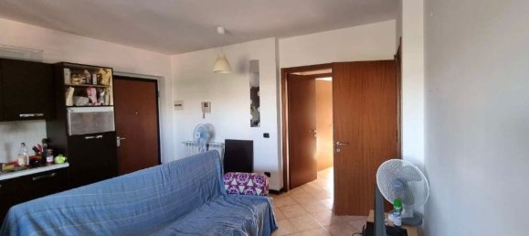 Apartamento de 3 divisões em Castellanza, Italy N.º 185305 17