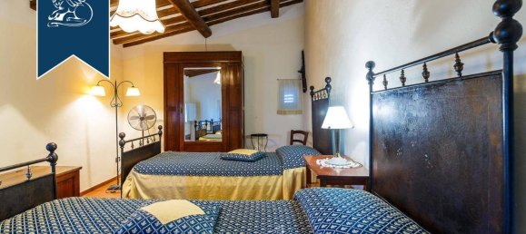 Villa de 8 habitaciónes en Vinci, Italy No. 19851 16