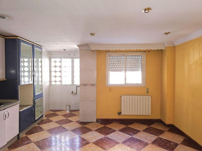 3 bedrooms Apartment in Granada, Spain No. 219813