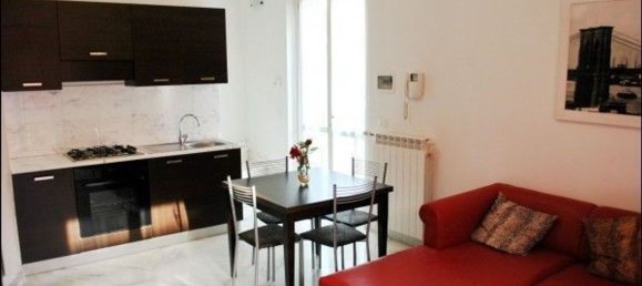 2 bedrooms House in Sarzana, Italy No. 363119 5