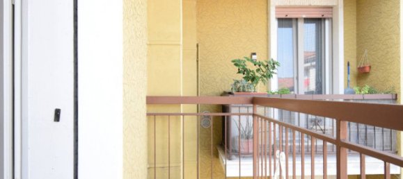 2 bedrooms Apartment in Cento, Italy No. 303596 10