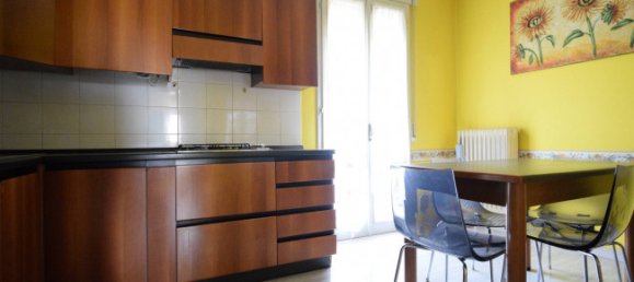 2 bedrooms Apartment in Cento, Italy No. 303596 6