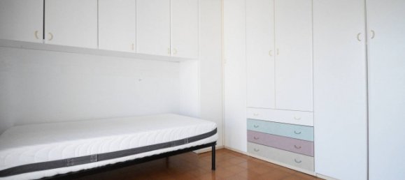 2 bedrooms Apartment in Cento, Italy No. 303596 13