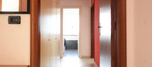 2 bedrooms Apartment in Cento, Italy No. 303596 11