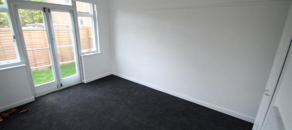 2 bedrooms House in Harrow, United Kingdom No. 10546 3